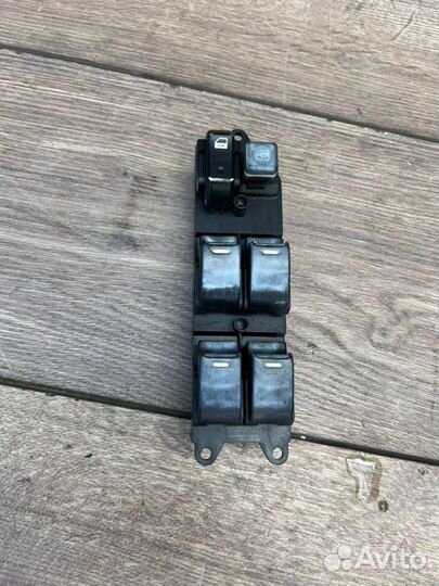 Блок управления стеклоподъемниками Geely Mk MK