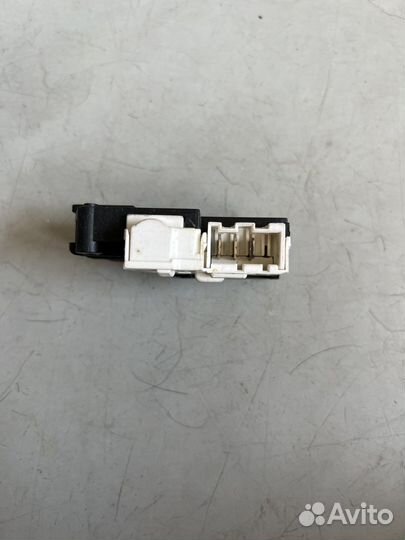 Замок/убл стиральной машины Ariston, Indesit