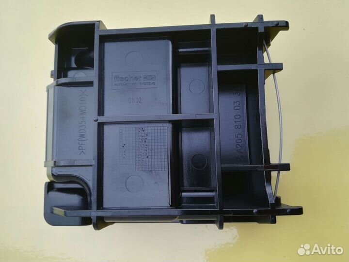 Пепельница для мерседес C класса оригинал