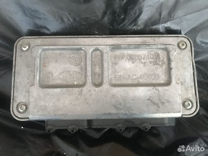 Блок управления двигателем Volkswagen Polo 2011+