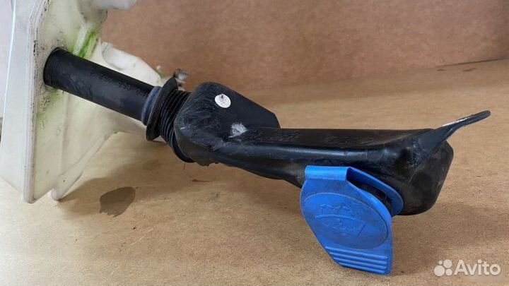 Бачок омывателя Audi A6 С6 2.4 multitronic