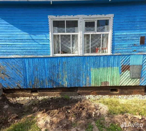 Бригада строителей, дома, кровля, фасад, фундамент