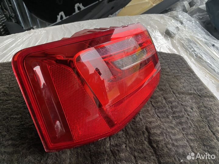 Задняя левая стоп фара audi A6 C7 (дефект)