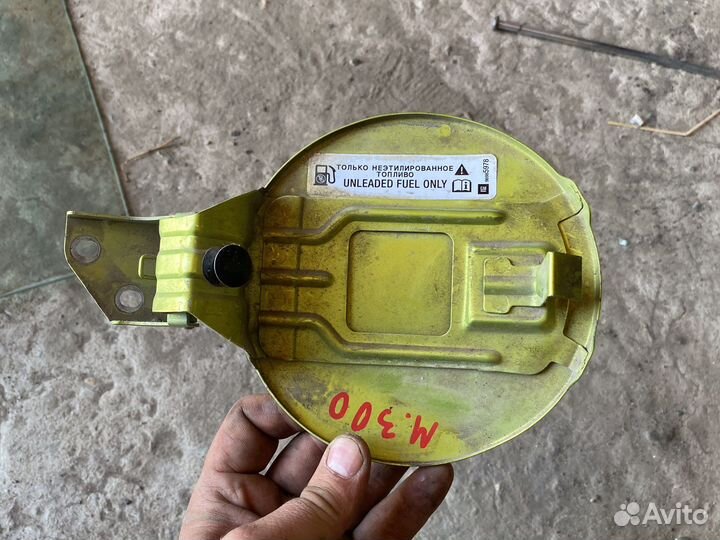Лючок бензобака Chevrolet Spark M300