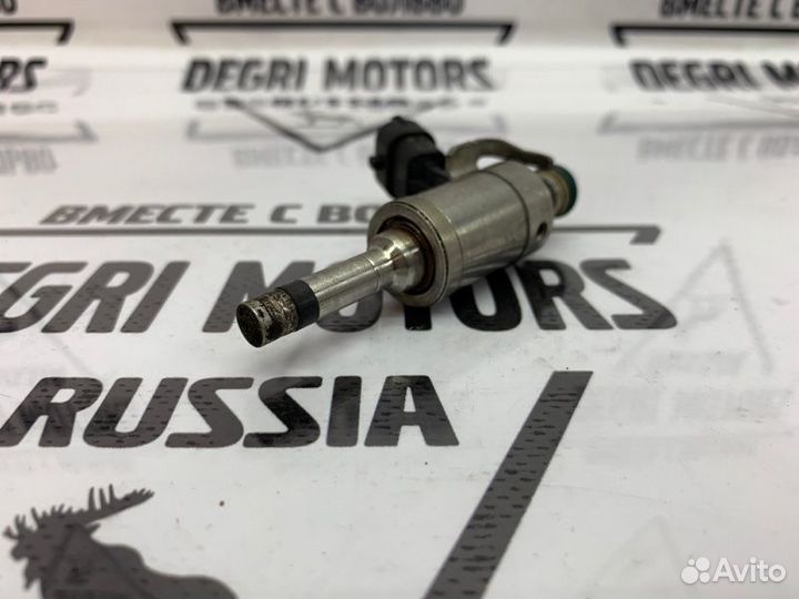 Форсунка бензиновая 2.0T Volvo V70 XC60 2010-2014