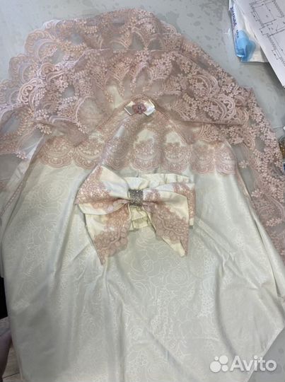 Уголок и бант на выписку