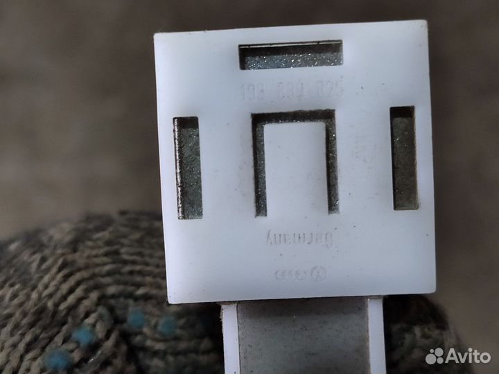 Механизм замка двери левый VAG