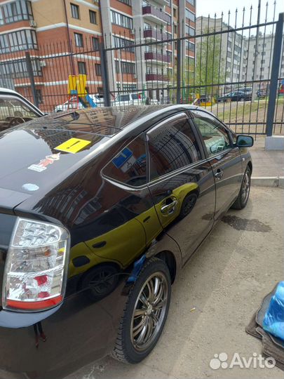 Toyota Prius 1.5 CVT, 2010, 195 000 км