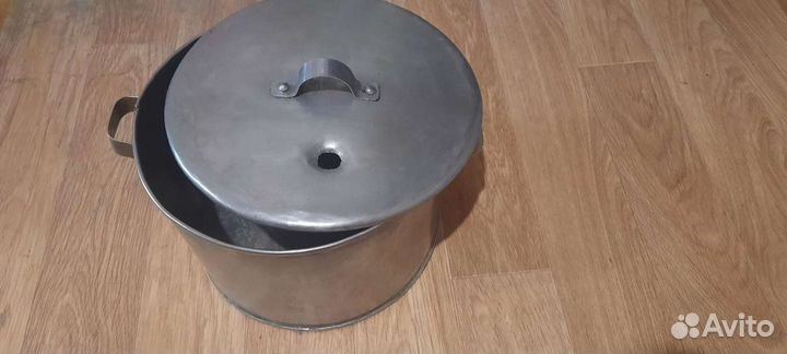 Ведро и кастрюли из нержавейки