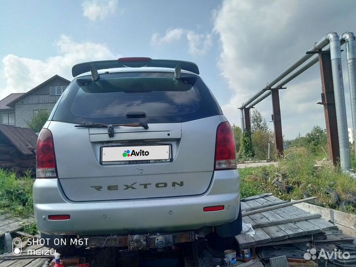SsangYong Rexton 2.3 МТ, 2005, битый, 300 000 км