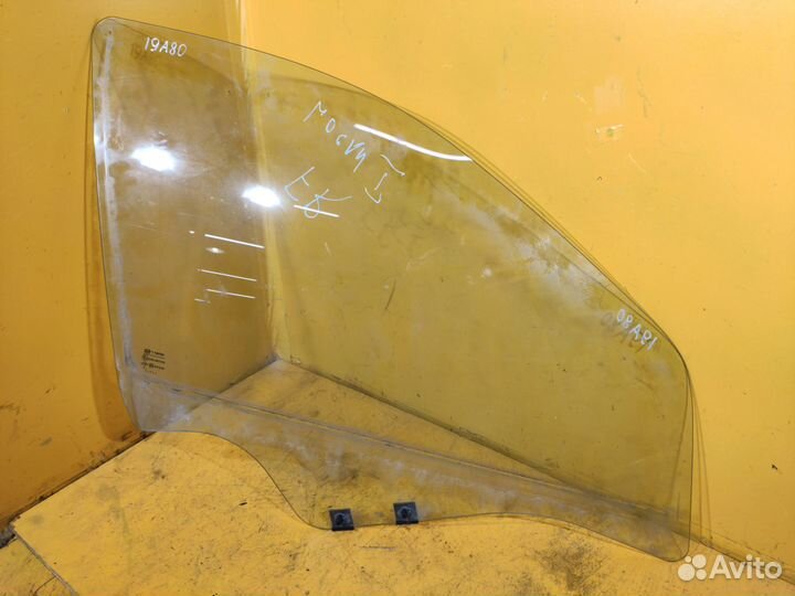 Стекло переднее правое для Renault Logan 1