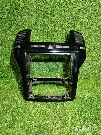 Накладка чёрная с блоком климата opel zafira B