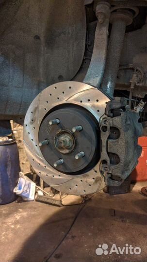 Тормозной перфорированный диск Jeep Grand Cherokee