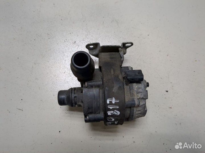 Насос водяной BMW i3, 2015