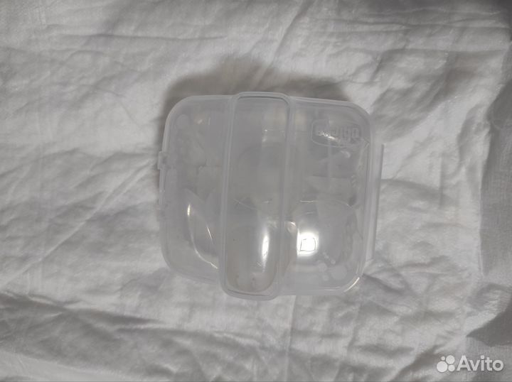 Накладки на грудь Chicco новые