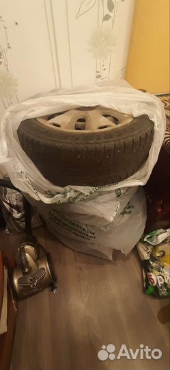 Bridgestone Ice Cruiser 7000 205/60 R16