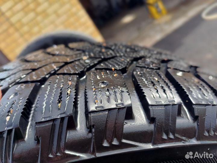 Bridgestone Blizzak Spike-01 205/55 R16 91T