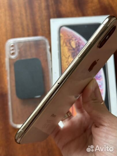iPhone Xs, 64 ГБ