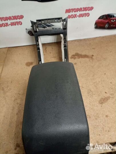 Центральный тоннель с подлокотником Lifan X60