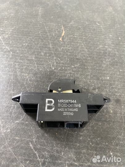 Кнопка стеклоподъемника мицубиси асх