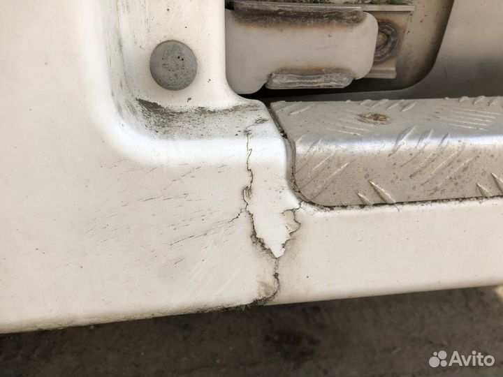 Подножка левая 2018г. камаз 5490, камаз 6520