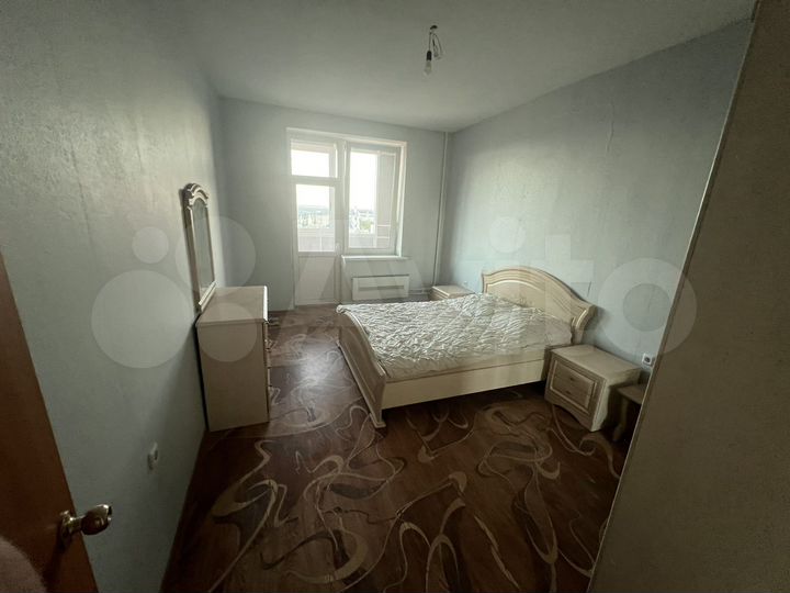 2-к. квартира, 89 м², 14/16 эт.