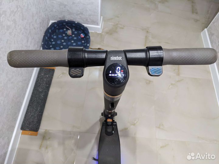 Электросамокат ninebot es2