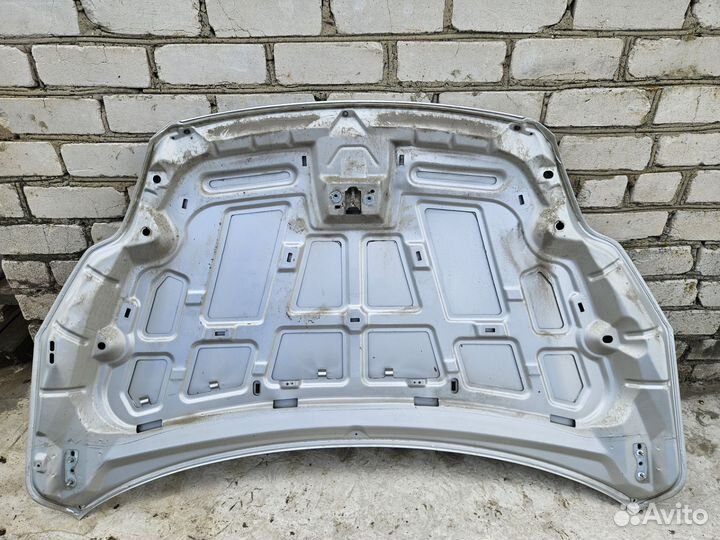 Продам капот форд фокус2