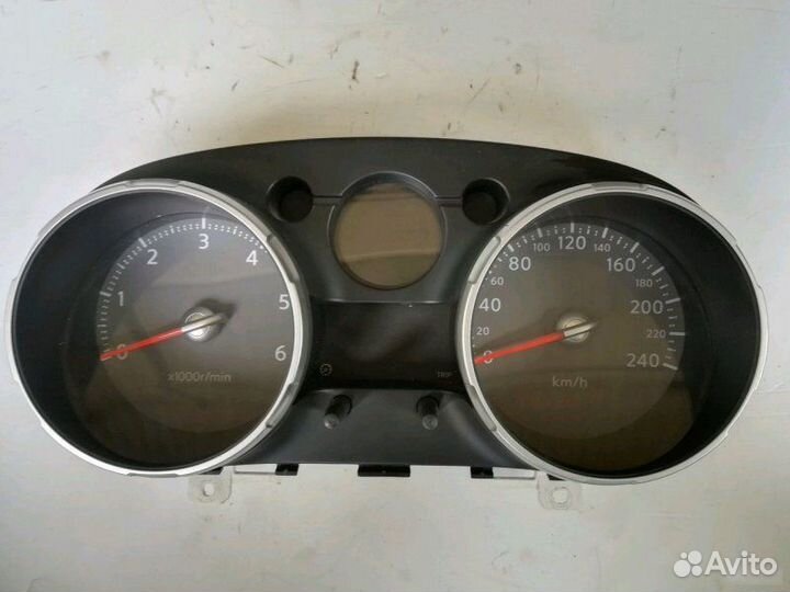 Панель приборов Nissan Qashkai J10