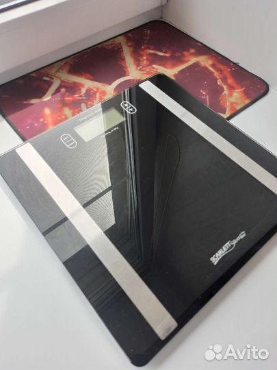 Весы напольные электронные