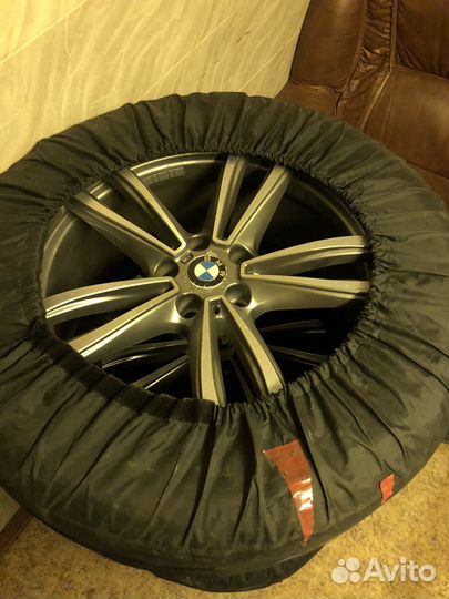 Колеса ориг на бмв 7зимние липучка