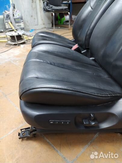 Кожаный салон Mazda cx7