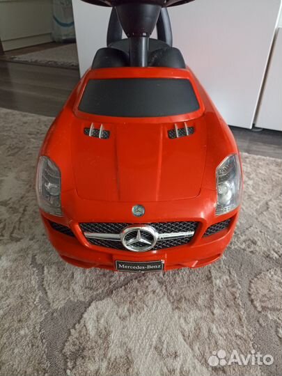 Машинка каталка толокар Mercedes-Benz