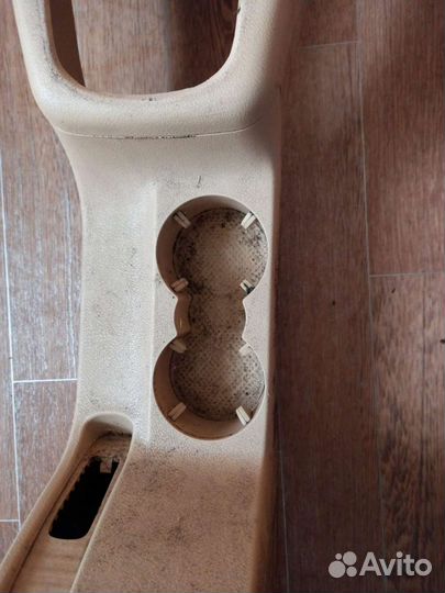 Подлокотник VW Passat B5+