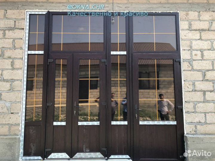 Пластиковые двери