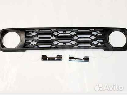 Решетка радиатора Нива Урбан Цепи Новая