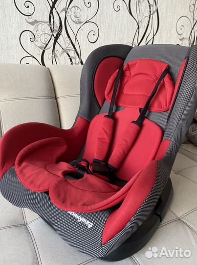 Продаю автокресло Бренд 