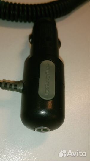Зарядное устройство Sony Ericsson CLA-60