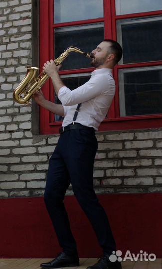 Саксофонист