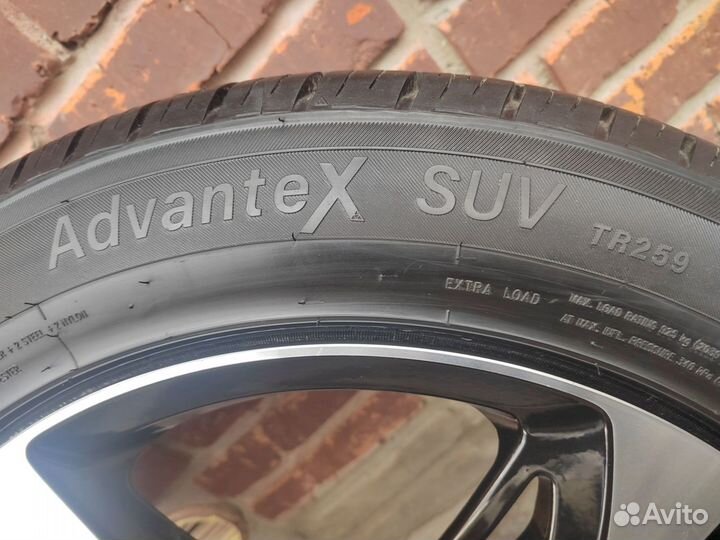 Комплект колес 235/55 R19 105W