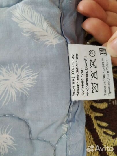 Детское одеяло и подушка в кроватку