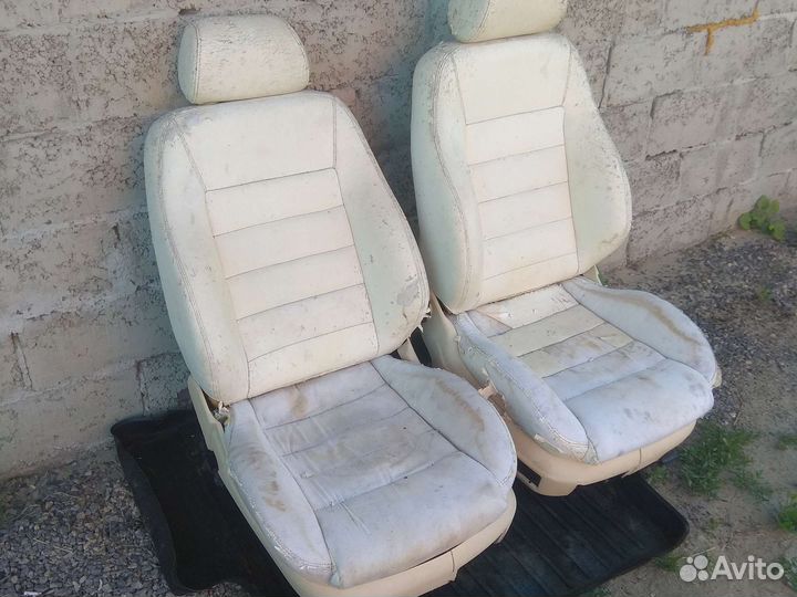 Сиденья передние Audi a6