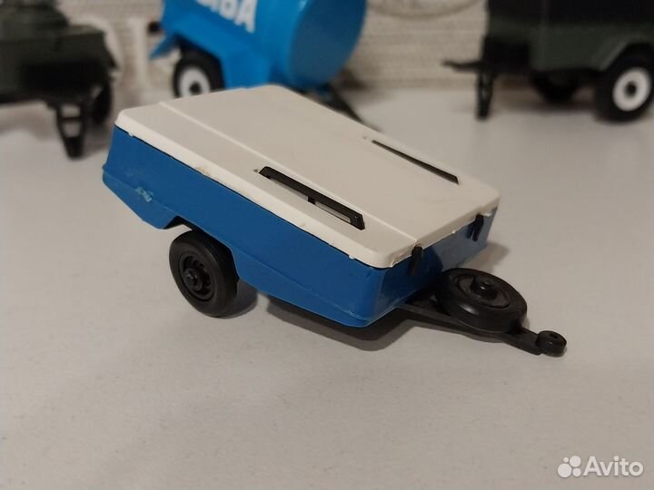 Прицепы Тантал 1:43