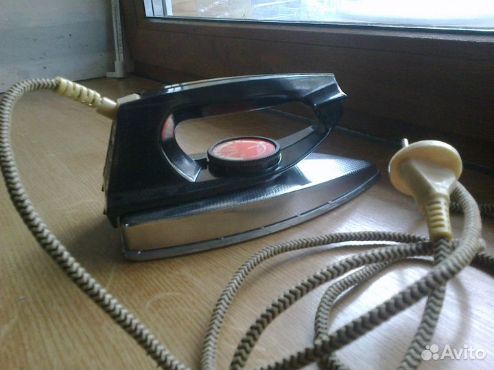 Утюг электрический