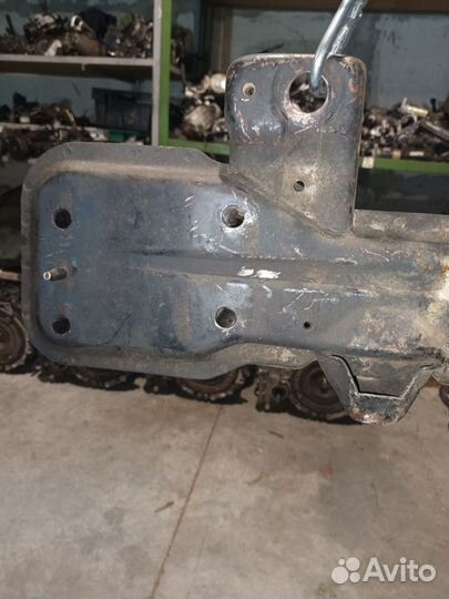 Передняя балка Suzuki Grand Vitara 2 1997-2005