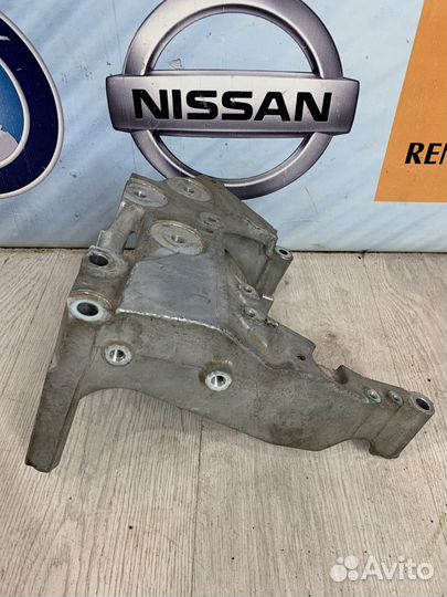 Опора двигателя двс Кронштейн Nissan teana J32