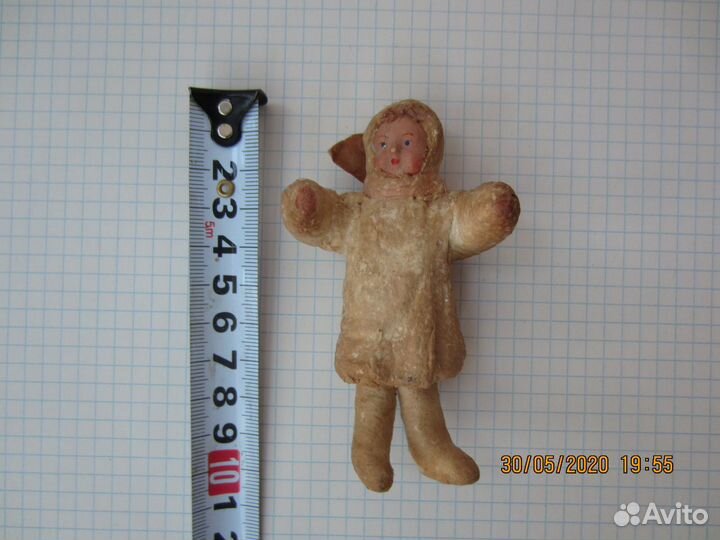 Елочная игрушка девочка