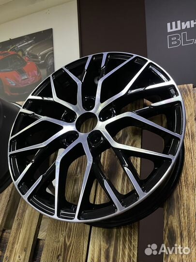 RST 6,5x17/5x114,3 ET45 D54,1 R077 BD