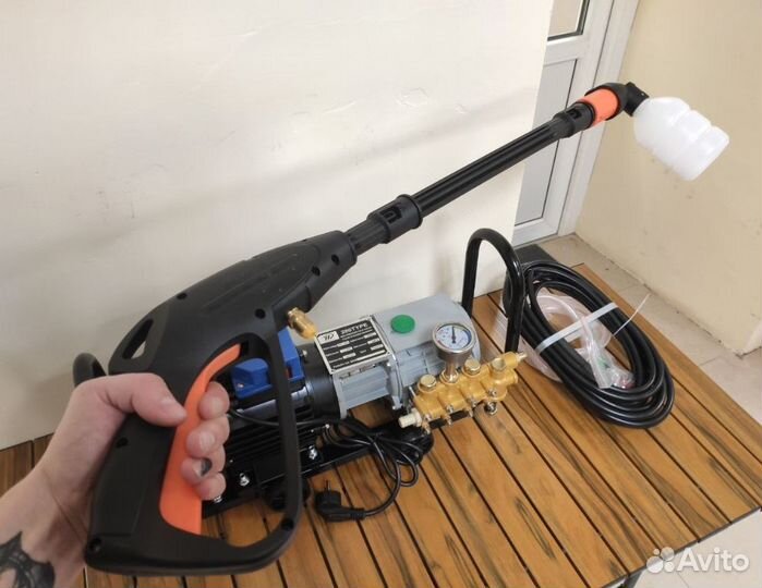 Новая Мойка высокого давления 10 л/мин