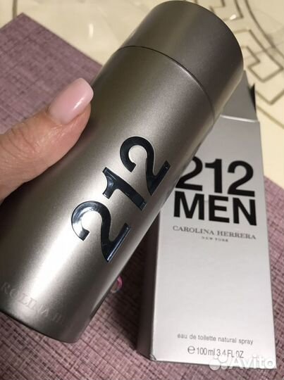 VIP 212 Carolina Herrera